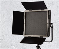 SWIT 1x1 CL-60D honeycomb/eggcrate 40°